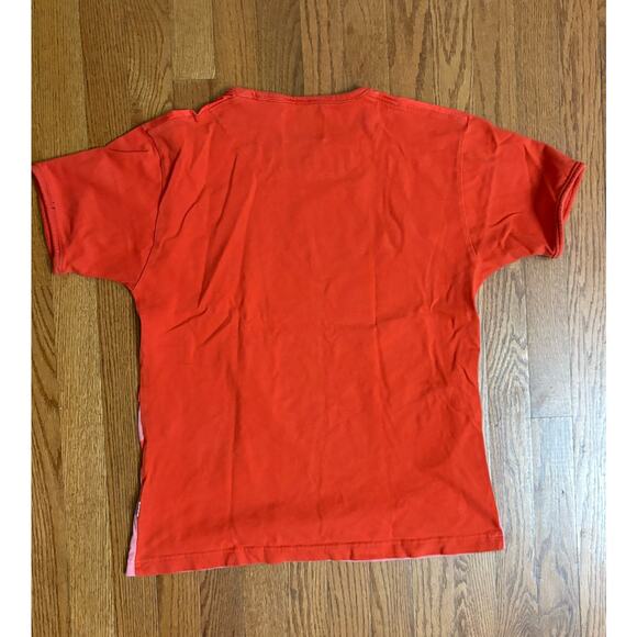 GOD Goods of Desire Hong Kong Graphic T-Shirt Red Pink Propaganda Style Men’s M - Picture 2 of 6